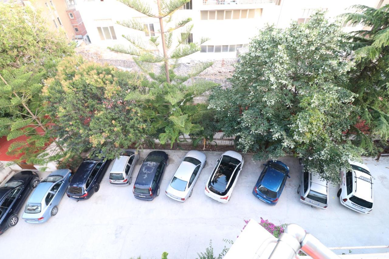 Hotel Tatzati Sarandë Exterior foto